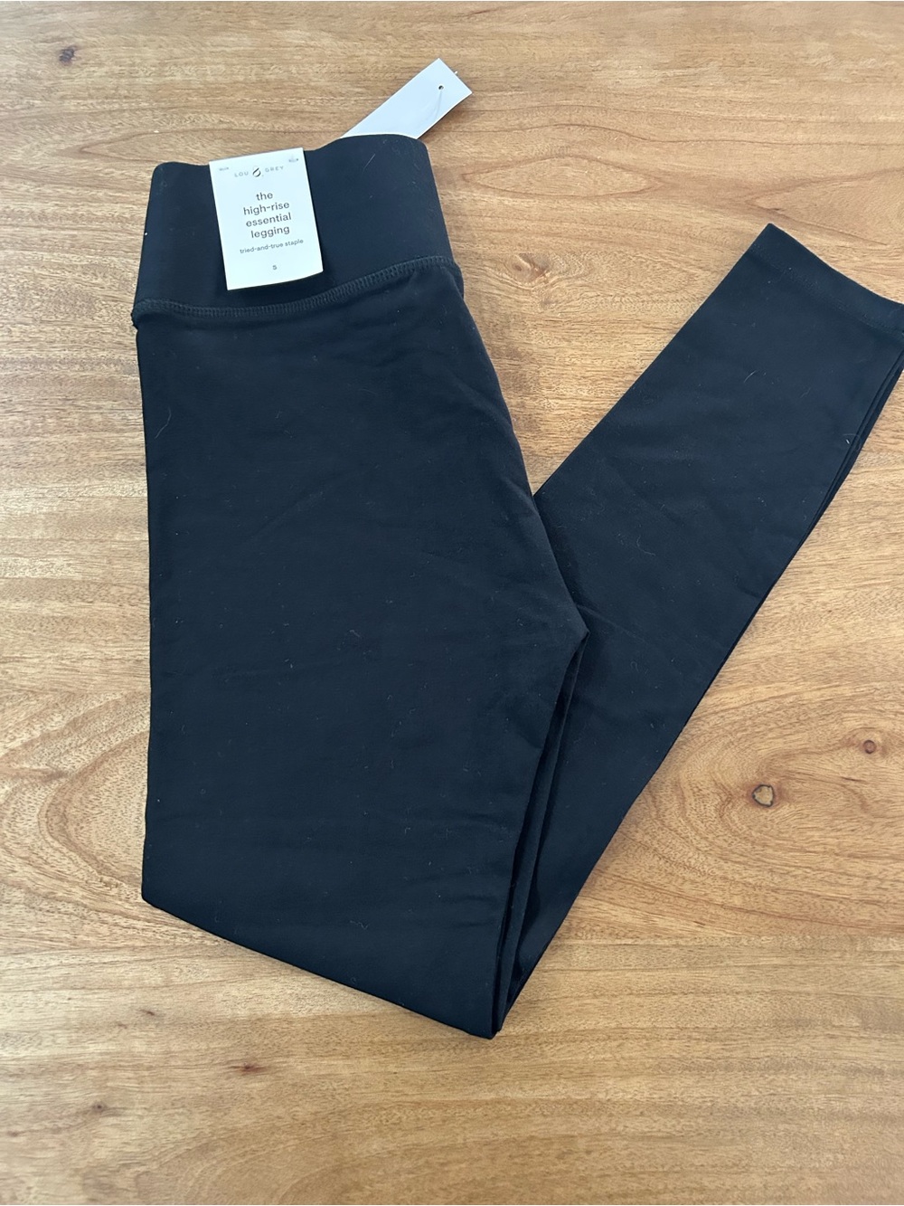 Lou & Grey Black High-Rise Leggings - Women's